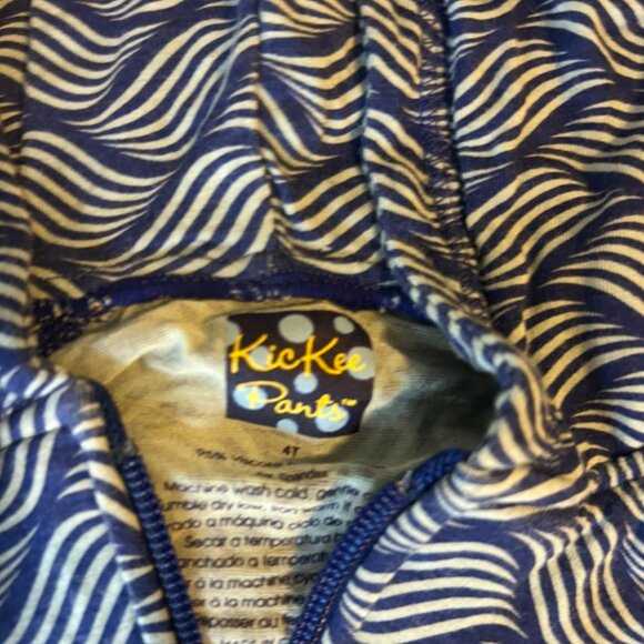 π KicKee Pants Lightweight Zip-Up Hoodie β Size 4T π - Picture 2 of 2